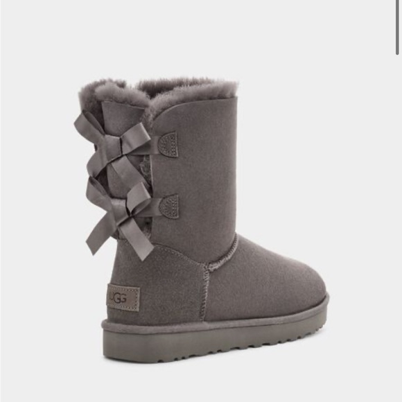 UGG Grey Bailey Bow ll - Picture 5 of 16